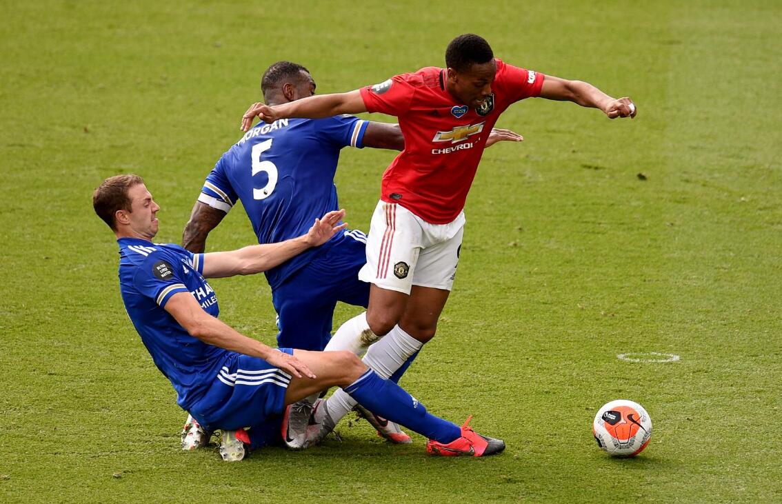 
曼联夺英超第三重返欧冠！索帅再创奇迹 一度落伍蓝狐14分21净胜球‘kaiyun官网入口’(图5)