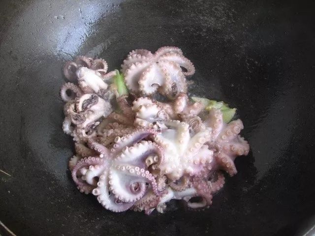 Kaiyun官方网站:电动汽车进入智能网联新时代(图1) 开云kaiyun官方网站