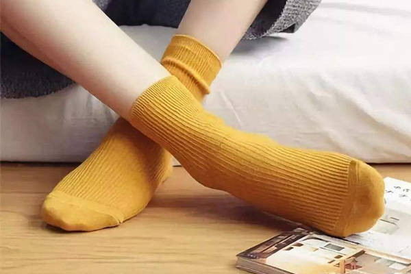 开云kaiyun官方网站_
脚臭的基础原因是什么？原来是这玩意儿在作祟！(图2)